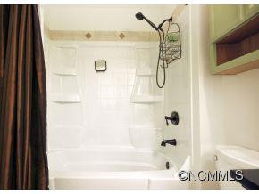 18 Mayfair Place - Photo 8