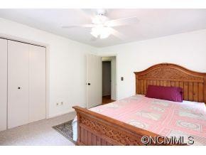 18 Mayfair Place - Photo 9