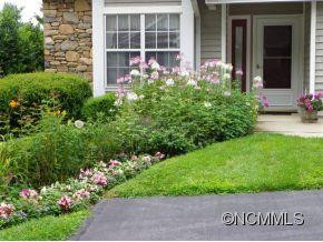 305 LAUREL PARK PLACE - Photo 2