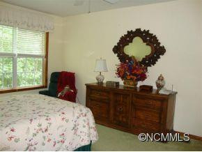 305 LAUREL PARK PLACE - Photo 11