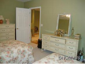 305 LAUREL PARK PLACE - Photo 18
