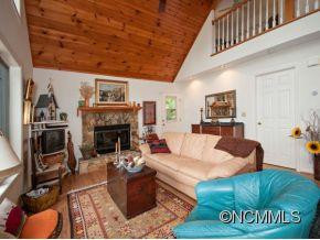 427 KITTY LANE - Photo 5