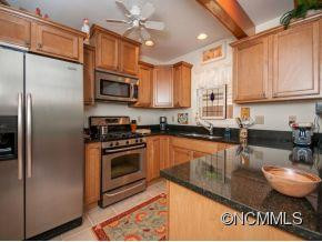 427 KITTY LANE - Photo 9