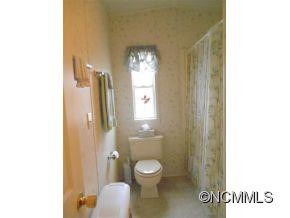 200 Riverwind Drive - Photo 17
