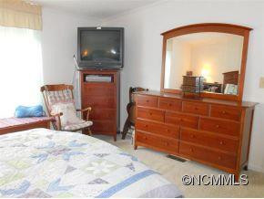 200 Riverwind Drive - Photo 10