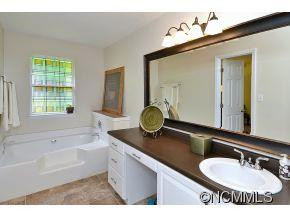 40 crest circle - Photo 13