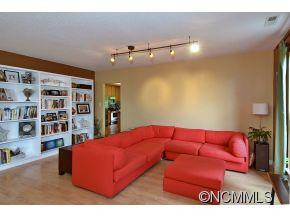 40 crest circle - Photo 3