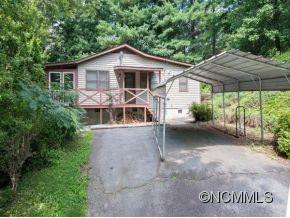35 SANDSRIDGE WAY