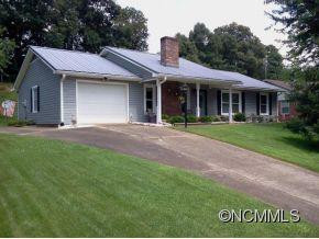 15 KNOLL RIDGE DRIVE