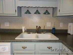 35 Maple Ridge Ln - Photo 4