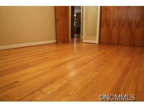 394 Oak Park Drive - Photo 18