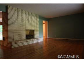 394 Oak Park Drive - Photo 7