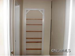  - Photo 12