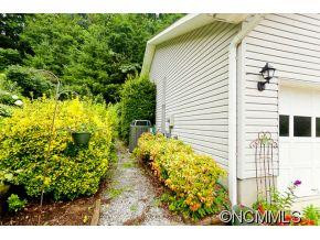 650 New Village Drive - Photo 22