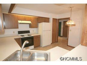 380 Laurel Park Place - Photo 5