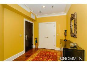 21 Battery Park Avenue #506 - Photo 2