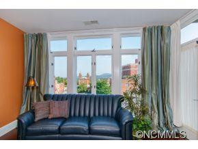 21 Battery Park Avenue #506 - Photo 13