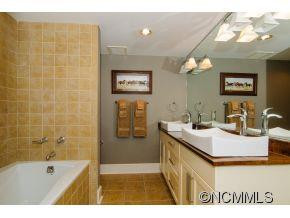 21 Battery Park Avenue #506 - Photo 14