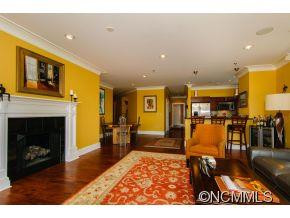 21 Battery Park Avenue #506 - Photo 3