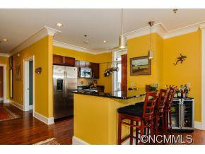 21 Battery Park Avenue #506 - Photo 9