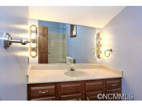 205 Woodfield Drive - Photo 6