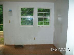 1015 MOUNTAIN VIEW STREET - Photo 4