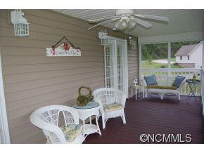 114 HERITAGE LANE - Photo 10
