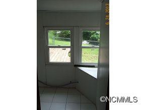 356 and 356A Oakview Park Rd - Photo 11