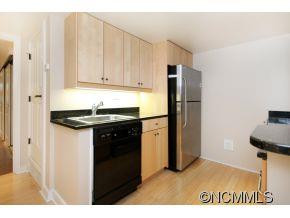 37 Hiawassee Unit E204 - Photo 3