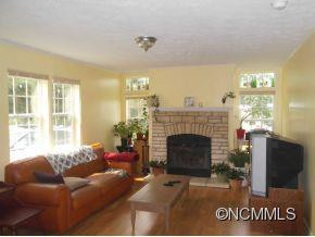 1282 Spicer Cove Road - Photo 2