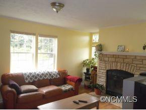 1282 Spicer Cove Road - Photo 3