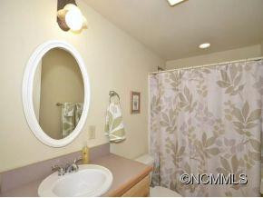 222 CREEKSIDE WAY, D-102 - Photo 12