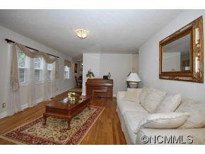 79 Saint Dunstans Circle - Photo 10