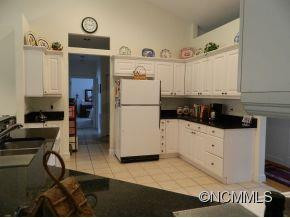 1425 Patriots Drive - Photo 18