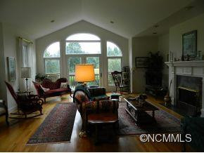 1425 Patriots Drive - Photo 10