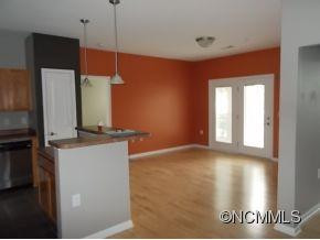 291 Brickton Village #104 - Photo 3