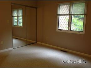 305 Piney Mountain Drive - Photo 9