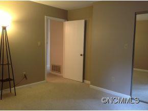 305 Piney Mountain Drive - Photo 10