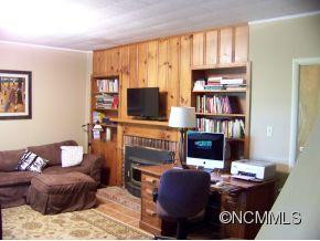 24 Griffing Circle - Photo 14