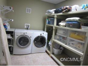 24 Griffing Circle - Photo 17