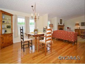 11 SWEET BRIAR PATH WAY - Photo 4
