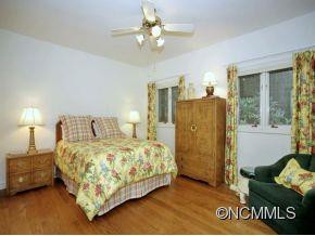 17 COLONIAL WAY - Photo 13