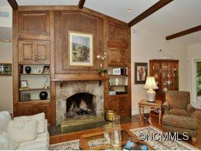 17 COLONIAL WAY - Photo 6