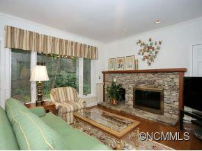 17 COLONIAL WAY - Photo 10