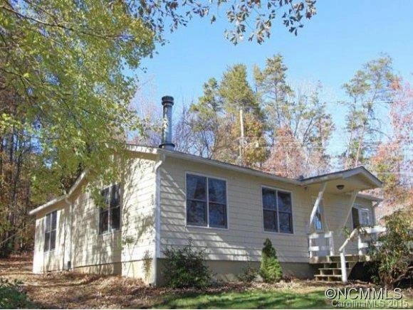 105 Sandlewood Drive