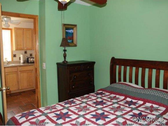 105 Sandlewood Drive - Photo 12