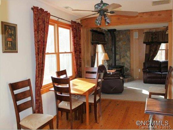 105 Sandlewood Drive - Photo 4
