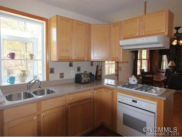 105 Sandlewood Drive - Photo 5
