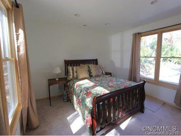 105 Sandlewood Drive - Photo 10