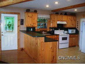 557 Connies Cove - Photo 7